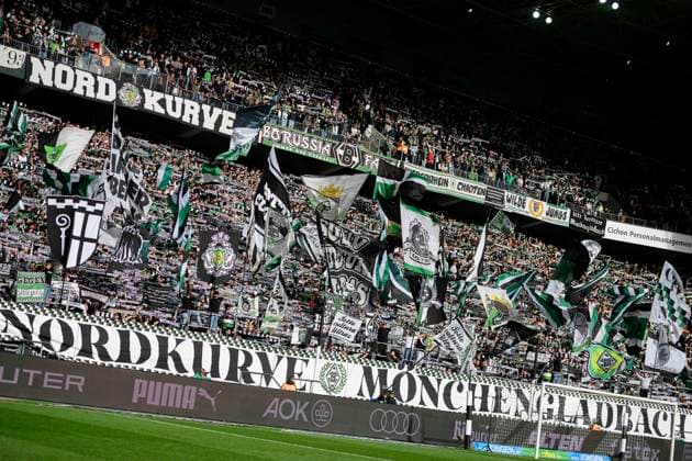 Feature, Fankurve MG im Borussia-Park, Nordkurve, Fussball 1. Bundesliga, 7. Spieltag, Borussia Moenchengladbach (MG) - 1. FC Heidenheim (HDH) 3:2 am 19.10.2024 in Moenchengladbach Deutschland. DFL regulations prohibit any use of photographs as image sequences and or quasi-video Â