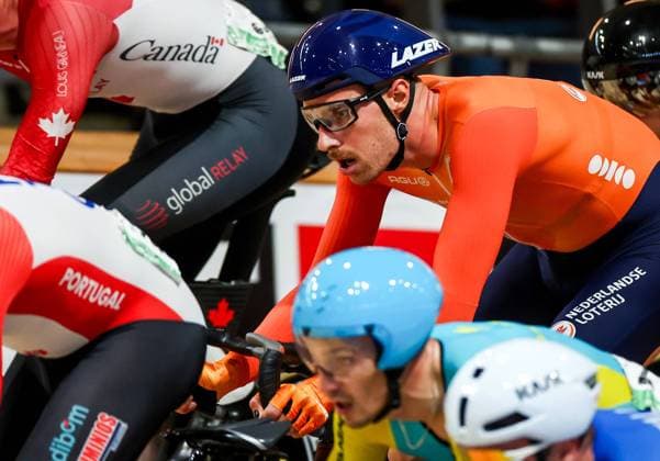 BALLERUP - Jan-Willem van Schip during the Madison final on the fourth day of the World Track cycling, Rad, Radsport, Bahnrad, Bahn Championships at the Ballerup Super Arena. ANP IRIS VAN DEN BROEK xVIxANPxSportx xxANPxIVx 511359537 originalFilename: 511359537.jpg