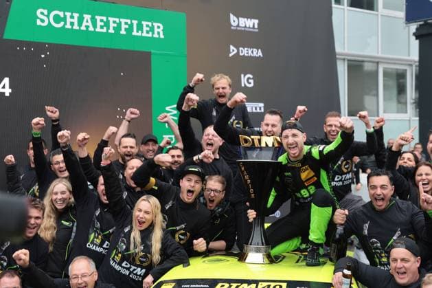 Bilder des Jahres 2024, Sport 10 Oktober Sport Themen der Woche KW42 Sport Bilder des Tages Mirko Bortolotti (ITA) (SSR Performance - Lamborghini Huracan GT3 Evo2) wird DTM- Champion 2024 beim DTM-Lauf auf dem Hockenheimring. Copyright Thomas Pakusch *** Mirko Bortolotti ITA SSR Performance Lamborghini Huracan GT3 Evo2 becomes DTM Champion 2024 at the DTM round at the Hockenheimring Copyright Thomas Pakusch