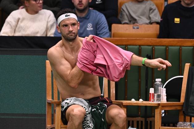 STOCKHOLM, SVERIGE 20241020 Grigor Dimitrov, Bulgarien, i singelfinal mot Tommy Paul, USA, under tennisturneringen BNP Paribas Nordic Open i Kungliga tennishallen. STOCKHOLM SVERIGE x10090x