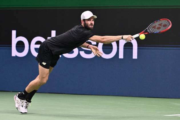 STOCKHOLM, SVERIGE 20241020 Tommy Paul, USA, i singelfinal mot Grigor Dimitrov, Bulgarien, under tennisturneringen BNP Paribas Nordic Open i Kungliga tennishallen. STOCKHOLM SVERIGE x10090x