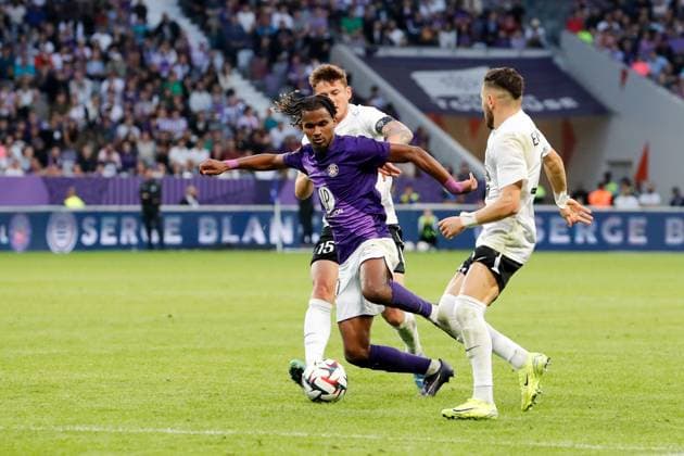 Toulouse FC v Angers SCO - Ligue 1 McDonald s 2024 2025 10 Yann GBOHO (tfc) during the Ligue 1 McDonald s match between Toulouse and Angers at Stadium de Toulouse on October 20, 2024 in Toulouse, France. Toulouse France  Copyright: xFEPx 776225460