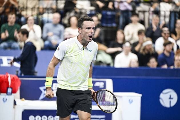 Spanish Roberto Bautista-Agut celebrates after winning a tennis match in the finals of the singles competition at the ATP, Tennis Herren European Open Tennis tournament in Antwerp, Sunday 20 October 2024. TOM GOYVAERTS TomxGoyvaerts  x103117892x