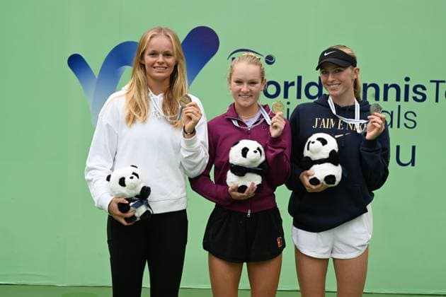 2024 ITF World Tennis Tour Junior Finals Chengdu , China Girls from left: ,Jeline Vandromme (BEL) Bronze , Emerson Jones (AUS) Gold, Laura Samson (CZE) Silver