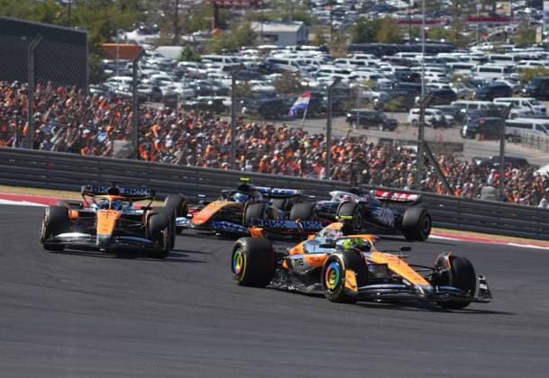 20.10.2024, Circuit of The Americas, Austin, FORMULA 1 PIRELLI UNITED STATES GRAND PRIX 2024 ,im Bild Lando Norris (GBR), McLaren F1 Team, Oscar Piastri (AUS), Pierre Gasly (FRA), Alpine F1 Team, Kevin Magnussen (DNK), MoneyGram Haas F1 Team (Photo by Hasan Bratic DeFodi Images) not used in POL SRB CRO FRA GBR NED ITA USA Defodi-506_20241020_hbr_0908