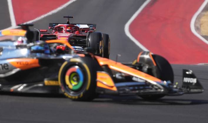 FORMULA 1 PIRELLI UNITED STATES GRAND PRIX 2024 20.10.2024, Circuit of The Americas, Austin, FORMULA 1 PIRELLI UNITED STATES GRAND PRIX 2024 ,im Bild Charles Leclerc (MCO), Scuderia Ferrari HP, Oscar Piastri (AUS), McLaren F1 Team