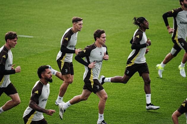 Juventus Kenan Yildiz during training session at JTC Continassa in Turin on the eve of their League Phase, Matchday 3 of UEFA Champions League football match against VfB Stuttgart - Tuesday, October 21, 2024. - Soccer .  Copyright: xMarcoxAlpozzi LaPressex