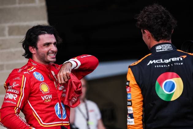 55 Carlos Sainz (ESP, Scuderia Ferrari HP), 4 Lando Norris (GBR, McLaren Formula 1 Team), F1 Grand Prix of USA at Circuit of The Americas on October 20, 2024 in Austin, United States of America. (Photo by HOCH ZWEI) Austin United States of America