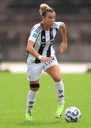 Milan, Italy, 20th October 2024. Arianna Caruso of Juventus during the Serie A Femminile match at Arena Civica Gianni Brera, Milan. Picture credit should read: Jonathan Moscrop Sportimage EDITORIAL USE ONLY. No use with unauthorised audio, video, data, fixture lists, club league logos or live services. Online in-match use limited to 120 images, no video emulation. No use in betting, games or single club league player publications. SPI-3374-0134