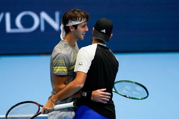 21.10.2024, Basel, St. Jakobshalle, ATP, Tennis Herren Swiss Indoors Basel, Francisco Cerundolo (ARG) (right) and Tomas Martin Etcheverry (ARG) celebrate a point Basel St. Jakobshalle Basel Switzerland Copyright: xJustPictures.ch DanielaxPorcellix jp-en-DaPo-20241021-_DP15915