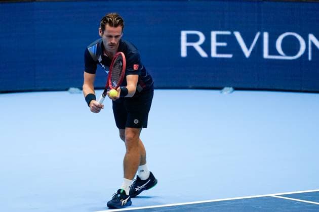 21.10.2024, Basel, St. Jakobshalle, ATP, Tennis Herren Swiss Indoors Basel, Wesley Koolhof (NED) in action during the double match Basel St. Jakobshalle Basel Switzerland Copyright: xJustPictures.ch DanielaxPorcellix jp-en-DaPo-20241021-_DP15875