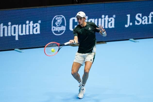 21.10.2024, Basel, St. Jakobshalle, ATP, Tennis Herren Swiss Indoors Basel, Matteo Arnaldi (ITA) in action Basel St. Jakobshalle Basel Switzerland Copyright: xJustPictures.ch DanielaxPorcellix jp-en-DaPo-20241021-_DP16191