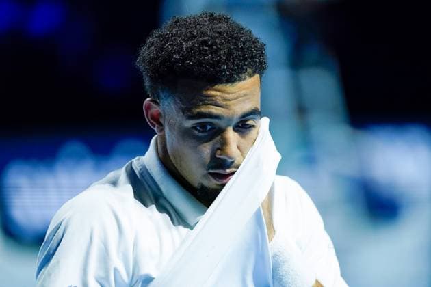 21.10.2024, Basel, St. Jakobshalle, ATP, Tennis Herren Swiss Indoors Basel, Arthur Fils (FRA) looks dejected and disappointed Basel St. Jakobshalle Basel Switzerland Copyright: xJustPictures.ch DanielaxPorcellix jp-en-DaPo-20241021-_DP16305