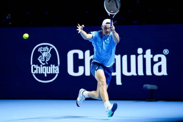 22.10.2024, Basel, St. Jakobshalle, ATP, Tennis Herren Swiss Indoors Basel, Dominic Stricker (SUI) during the 1 16 Round match Basel St. Jakobshalle Basel Switzerland Copyright: xJustPictures.ch DanielaxPorcellix jp-en-DaPo-20241022-_DP16921