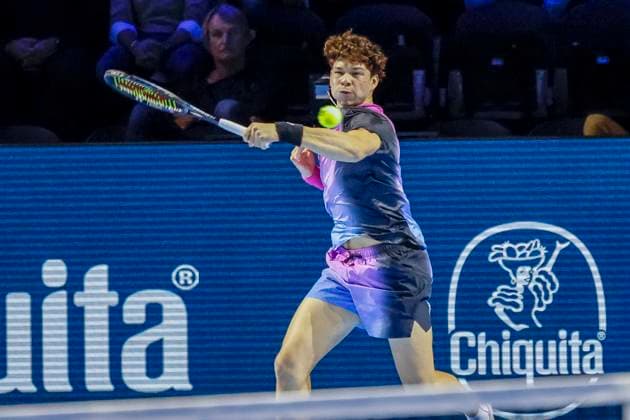 Ben Shelton (USA) , Tennis, Swiss Indoors ATP, Tennis Herren World Tour 500), 1 16 Finals Einzel, 2024, Tomas Martin Etcheverry (ARG) vs. Ben Shelton (USA), 22.10.2024, St. Jakobshalle, Basel, Schweiz Basel St. Jakobshalle BS Schweiz Copyright: xGrantxHubbsx