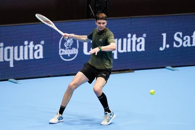 22.10.2024, Basel, St. Jakobshalle, ATP, Tennis Herren Swiss Indoors Basel, Alexander Bublik (KAZ) in action during the 1 16 Round match Basel St. Jakobshalle Basel Switzerland Copyright: xJustPictures.ch DanielaxPorcellix jp-en-DaPo-20241022-_DP17175