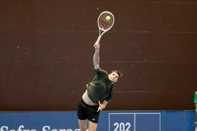 Alexander Bublik (KAZ) , Tennis, Swiss Indoors ATP, Tennis Herren World Tour 500), 1 16 Finals Einzel, 2024, Botic v. de Zandschulp (NED) vs. Alexander Bublik (KAZ), 22.10.2024, St. Jakobshalle, Basel, Schweiz Basel St. Jakobshalle BS Schweiz Copyright: xGrantxHubbsx