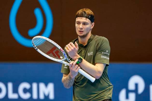 Alexander Bublik (KAZ) , Tennis, Swiss Indoors ATP, Tennis Herren World Tour 500), 1 16 Finals Einzel, 2024, Botic v. de Zandschulp (NED) vs. Alexander Bublik (KAZ), 22.10.2024, St. Jakobshalle, Basel, Schweiz Basel St. Jakobshalle BS Schweiz Copyright: xGrantxHubbsx