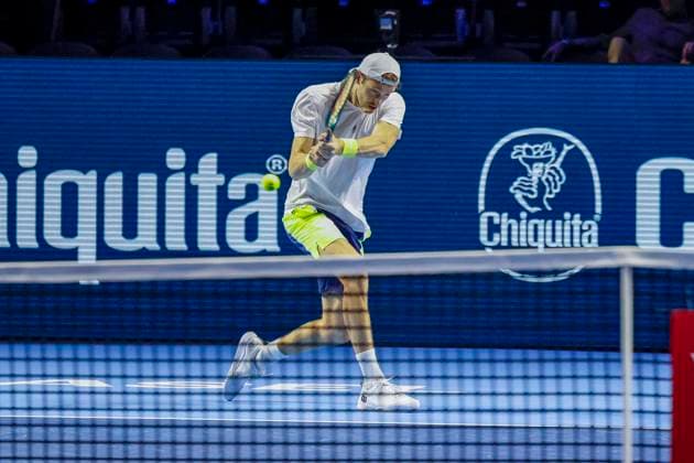 Nicolas Jarry (CHI) , Tennis, Swiss Indoors ATP, Tennis Herren World Tour 500), 1 16 Finals Einzel, 2024, Nicolas Jarry (CHI) vs. Holger Rune (DEN), 22.10.2024, St. Jakobshalle, Basel, Schweiz Basel St. Jakobshalle BS Schweiz Copyright: xGrantxHubbsx