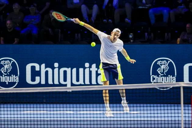Nicolas Jarry (CHI) , Tennis, Swiss Indoors ATP, Tennis Herren World Tour 500), 1 16 Finals Einzel, 2024, Nicolas Jarry (CHI) vs. Holger Rune (DEN), 22.10.2024, St. Jakobshalle, Basel, Schweiz Basel St. Jakobshalle BS Schweiz Copyright: xGrantxHubbsx