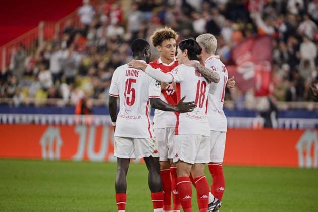 Joy of Midfielder MINAMINO Takumi (AS Monaco) and teammate after mark a goal. AS Monaco vs Red Star Belgrade - Crvena Zvezda - UEFA Champions League in Stade Louis II, MONACO, on October 22, 2024. FOOTBALL: C1 - AS Monaco vs Red Star Belgrade - Crvena zvezda - UEFA Champions League - 10 22 24 FredDides Panoramic 
