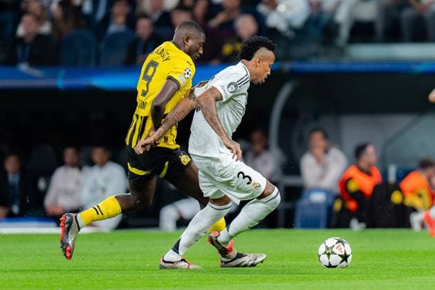 22.10.2024, Real Madrid vs. Borussia Dortmund, UEFA Champions League, 3. Spieltag Eder Miliato (Real Madrid, 3) Serhou Guirassy (Borussia Dortmund, 9) Copyright: xBahhoxKarax