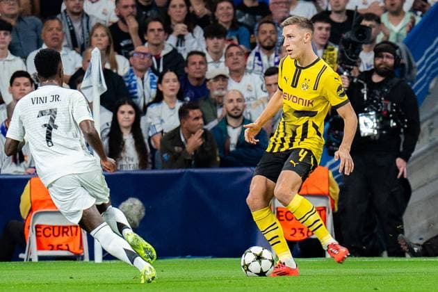 22.10.2024, Real Madrid vs. Borussia Dortmund, UEFA Champions League, 3. Spieltag Nico Schlotterbeck (Borussia Dortmund, 4) Vinicius Junior (Real Madrid, 7) Copyright: xBahhoxKarax