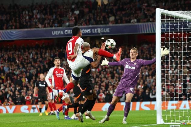 Gabriel Jesus of Arsenal with a shot on goal Arsenal v Shakhtar Donetsk, UEFA Champions League, Group Stage, Football, Emirates Stadium, London, UK, 22 Oct 2024 EDITORIAL USE ONLY No use with unauthorised audio, video, data, fixture lists, club league logos or live services. Online in-match use limited to 120 images, no video emulation. No use in betting, games or single club league player publications. Copyright: xSimonxDael Shutterstockx 14801590x