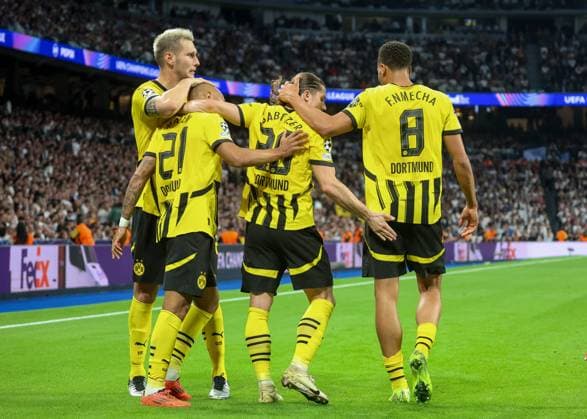 Tor zum 1:0 fuer Dortmund durch Donyell Malen (Dortmund 21), ESP, Real Madrid vs. Borussia Dortmund, Fussball, Champions-League, 3. Spieltag, Saison 2024 2025, 22.10.2024 ESP, Real Madrid vs. Borussia Dortmund, Fussball, Champions-League, 3. Spieltag, Saison 2024 2025, 22.10.2024 Madrid Copyright: xEibner-Pressefoto JoergxNiebergax EP_JNL