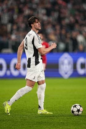 Juventus Dusan Vlahovic reacts during the Uefa Champions League soccer match, between Juventus and Stuttgart at the Allianz Stadium in Turin, north west Italy - Tuesday, October 22, 2024. - Soccer  Copyright: xMarcoxAlpozzi LaPressex