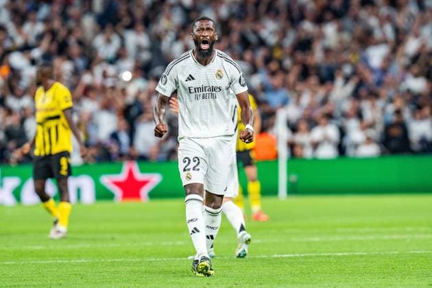 22.10.2024, Real Madrid vs. Borussia Dortmund, UEFA Champions League, 3. Spieltag Antonio Rüdiger (Real Madrid, 22) jubelt nach dem Tor zum 2:2 durch Vinicius Junior (Real Madrid, 7) Copyright: xBahhoxKarax