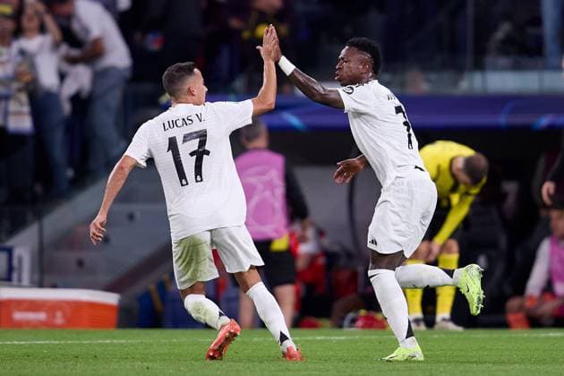 Lucas Vazquez of Real Madrid CF celebrates after scoring a goal with Lucas Vazquez Real Madrid v Borusssia Dortmund, La Liga, Football, Santiago Bernabeu Stadium, Madrid, Spain - 22 Oct 2024  Copyright: xRubenxAlbarran Shutterstockx 14805565bw