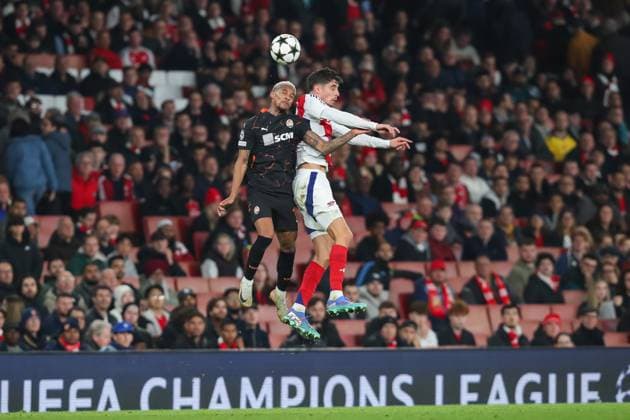 UEFA Champions League, League Stage Arsenal v FC Shakhtar Donetsk Giorgi Gocholeishvili of Shakhtar Donetsk and Kai Havertz of Arsenal battle for an aerial duel during the UEFA Champions League, League Stage Arsenal vs FC Shakhtar Donetsk at Emirates Stadium, London, United Kingdom, 22nd October 2024 (Photo by Izzy Poles News Images) London Emirates Stadium Greater London United Kingdom Copyright: xIzzyxPoles NewsxImagesx