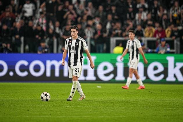 Juventus Nicolo Fagioli reacts after Stuttgart s El Bilal Tour& xe9; score his goal during the Uefa Champions League soccer match, between Juventus and Stuttgart at the Allianz Stadium in Turin, north west Italy - Tuesday, October 22, 2024. - Soccer  Copyright: xMarcoxAlpozzi LaPressex