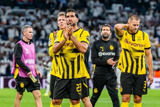 22.10.2024, Real Madrid vs. Borussia Dortmund, UEFA Champions League, 3. Spieltag Enttäusschung nach Abpfiff bei den Dortmundern vor den eigenen Fans Dortmunds Emre Can und Dortmunds Waldemar Anton Copyright: xBahhoxKarax