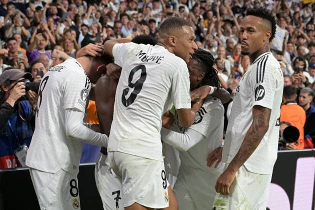 Madrid, Estadio Santiago Bernabeu, 22.10.24, GER, Herren, UEFA Champions League, Saison 2024-2025, Real Madrid - Borussia Dortmund Bild: VINICIUS JUNIOR (Real Madrid) jubelt nach seinem Tor zum 4:2 Only for editorial use! UEFA regulations prohibit any use of photographs as image sequences and or quasi-video. Spanien