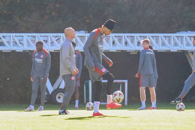 Hugo Ekitike (Eintracht Frankfurt, 11) *MAX* - Frankfurt 23.10.2024: Eintracht Frankfurt Abschlusstraining vor der Europa League gegen Riga, Deutsche Bank Park, UEFA Europa League