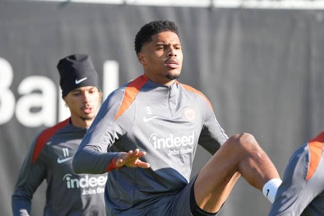 Aurele Amenda (Eintracht Frankfurt, 05) - Frankfurt 23.10.2024: Eintracht Frankfurt Abschlusstraining vor der Europa League gegen Riga, Deutsche Bank Park, UEFA Europa League