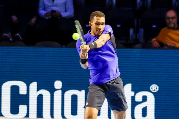 Felix Auger-Aliassime (CAN) , Tennis, Swiss Indoors ATP, Tennis Herren World Tour 500), 1 16 Finals Einzel, 2024, Felix Auger-Aliassime (CAN) vs. Sebastian Baez (ARG), 23.10.2024, St. Jakobshalle, Basel, Schweiz Basel St. Jakobshalle BS Schweiz Copyright: xGrantxHubbsx