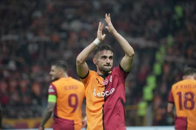 Yunus Akgun (11) of Galatasaray celebrates after scoring the fourth goal of his team with teammates during the UEFA Europa League 2024 25 League Phase MD3 match between Galatasaray A.S. and IF Elfsborg at Rams Park on October 23, 2024 in Istanbul, Turkey. Istanbul Turkey Copyright: xSeskimphotox Gsaray_Elfsborg_231024 (104)