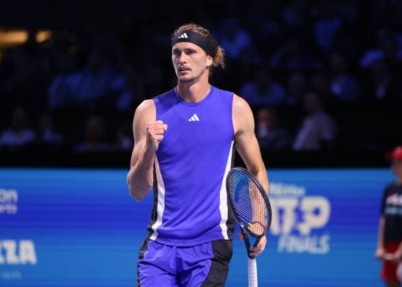 Alexander Zverev (GER) macht die Faust und jubelt, Jubel,Freude,Emotion Tennis - ERSTE BANK OPEN 2024 - ATP, Tennis Herren 500 - Stadthalle - Wien - - Oesterreich - 23 October 2024. Copyright: xJuergenxHasenkopfx