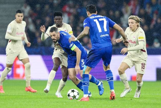 SOCCER - UEFA CL, RBS vs Zagreb SALZBURG,AUSTRIA,23.OCT.24 - SOCCER - UEFA Champions League, Red Bull Salzburg vs GNK Dinamo Zagreb. Image shows Karim Konate (RBS), Arijan Ademi (Zagreb) and Mads Bidstrup (RBS).  GEPAxpictures xMathiasxMandl