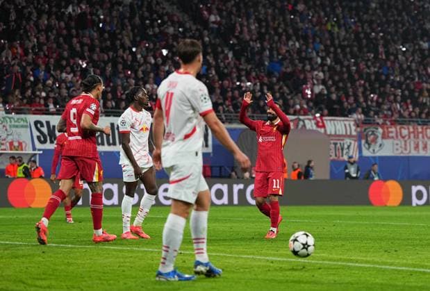 Champions League Group Phase day 3: RB Leipzig vs Liverpool October 23 2024: Darwin NoÂºoÂ±ez of Liverpool celebrates the teams first goal during a Champions League Group Phase day 3 game, RB Leipzig vs Liverpool, at Red Bull Arena, Leipzig, Germany. Ulrik Pedersen CSM (Credit Image: Â Ulrik Pedersen Cal Media) Leipzig Germany EDITORIAL USE ONLY Copyright: xx ZUMA-20241023_zma_c04_005.jpg UlrikxPedersenx csmphotothree309252