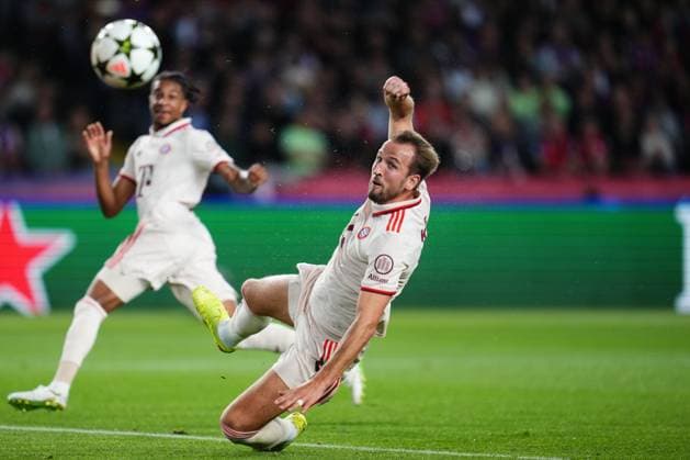 Harry Kane of Bayern Munich scores the 1-1 FC Barcelona, Barca v Bayern Munich, UEFA Champios League match, date 3. Football, Lluis Companys Stadium, Barcelona, Spain - 23 Oct 2024 Editorial use only  Copyright: xPressinphoto Shutterstockx 14811401i