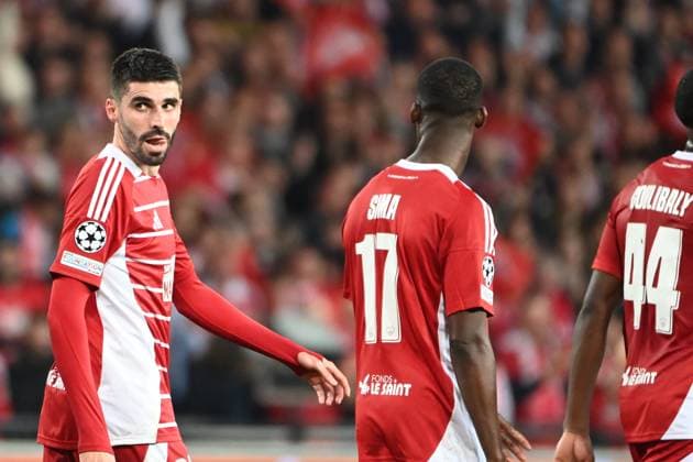 Stade Brestois Leverkusen PHOTOPQR LE TELEGRAMME NICOLAS CREACH ; ; 23 10 2024 ; Football Stade du Roudourou à Guingamp Ligue des champions 23 octobre 2024 Stade Brestois Leverkusen La joie de Pierre Lees-Melou suite au but Brestois Photos Nicolas Créach France  Copyright: xPHOTOPQR LExTELEGRAMME MAXPPPxNICOLASxCREACHx 20241023TGB2792 20241023TGB2792