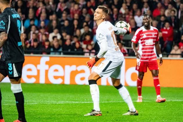 Matej Kovar (Bayer Leverkusen) FOOTBALL : Stade Brestois vs Bayer Leverkusen - Ligue des Champions - 3ére Journée - 23 10 2024 BaptisteAutissier Panoramic 