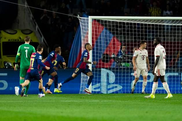 23.10.2024, xslx, Fussball UEFA Champions League, FC Barcelona, Barca - FC Bayern München emspor, v.l. Raphina (FC Barcelona) Jubelt nach den Tor zum 1-0 (DFL DFB REGULATIONS PROHIBIT ANY USE OF PHOTOGRAPHS as IMAGE SEQUENCES and or QUASI-VIDEO) Barcelona