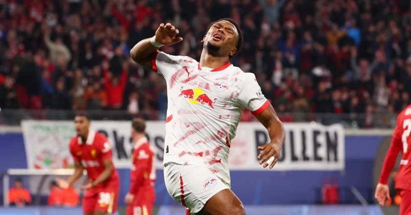 RB Leipzig - Liverpool Champions League Leipzig, 23.10.2024, Red Bull Arena, Fußball, UEFA Champions League, 3. Spieltag , RB Leipzig vs. FC Liverpool , Im Bild: Lois Openda (11, RB Leipzig) enttäuscht. , Nur zur redaktionellen Nutzung. Only editorial use. , UEFA regulations prohibit any use of photographs as image sequences and or quasi-video. ,