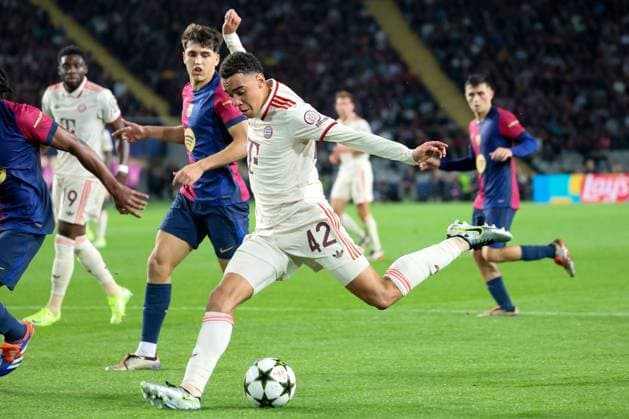 Jamal Musiala (Bayern Muenchen 42), ESP, FC Barcelona, Barca - FC Bayern Muenchen, Fussball, Champions-League, 3. Spieltag, Saison 2024 2025, 23.10.2024 ESP, FC Barcelona - FC Bayern Muenchen, Fussball, Champions-League, 3. Spieltag, Saison 2024 2025, 23.10.2024 Barcelona Copyright: xEibner-Pressefoto JoergxNiebergax EP_JNL