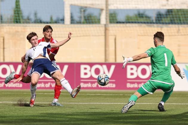 TA™ QALI, MALTA - OCTOBER 24: Finlay Gorman (L) of England shoots at the Malta goal during the UEFA European Under-17 Championship 2025 Group 1 qualifying soccer match between England and Malta at the Centenary Stadium, Ta™ Qali, Malta on October 24, 2024. England v Malta - Under-17 Championship UEFA Qualifying 2025 UEFA_U17_QLFY_25